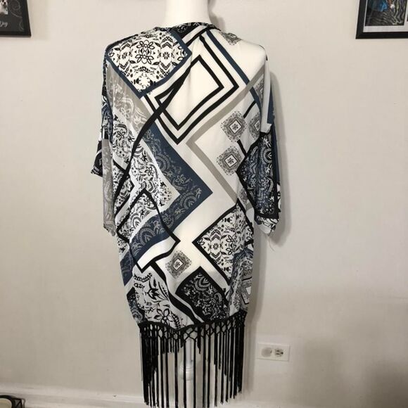 white mark fringe print kimono - Picture 2 of 4